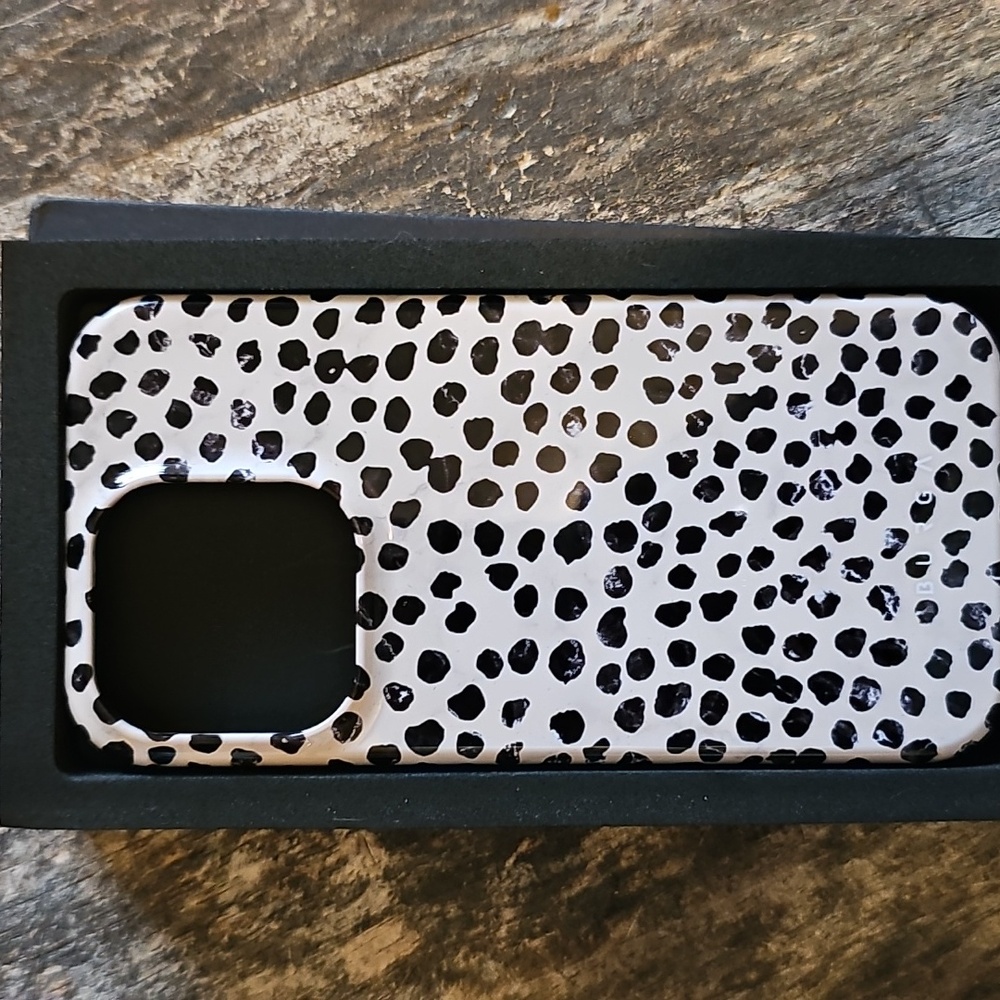 Burga Case Almond Latte iPhone 14 Pro